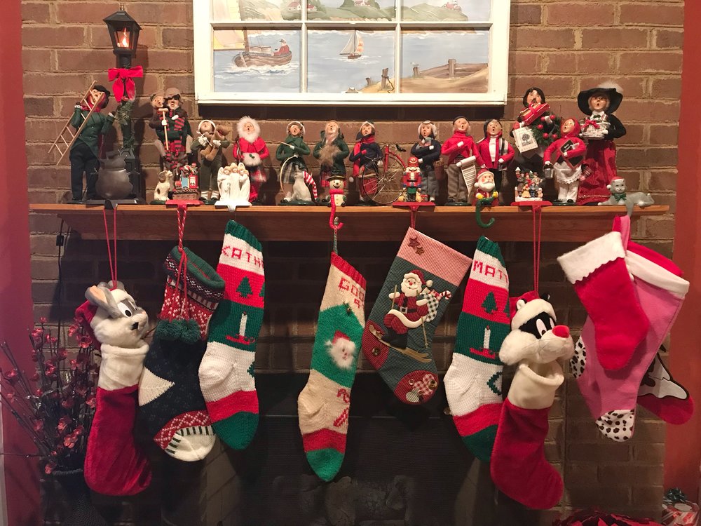 25-Christmas stockings.jpg